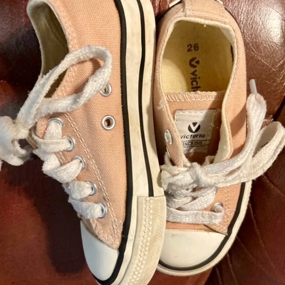 Girls Tennis shoes sz10 - Picture 3 of 9